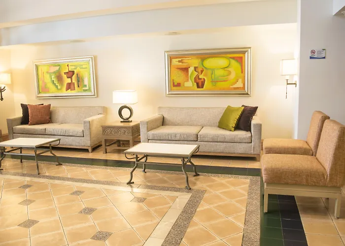 Holiday Inn Express Monterrey Galerias-San Jeronimo By Ihg